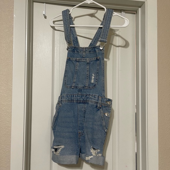 Divided, H&M Short Overalls - Picture 1 of 1